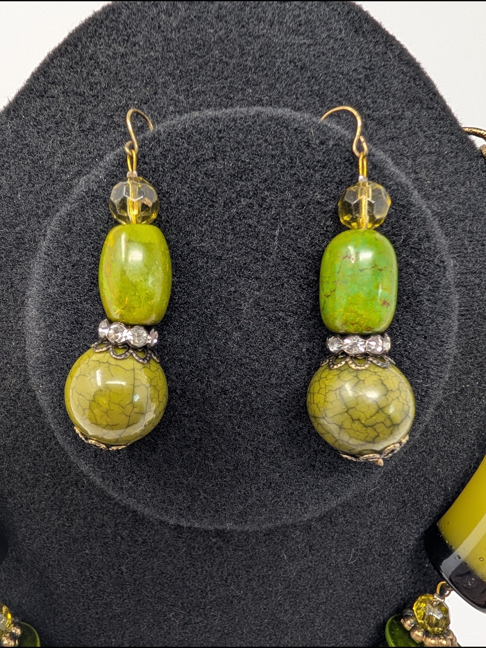 Green Statement Necklace & Earring Set Fairy Cottage - Picture 4 of 5
